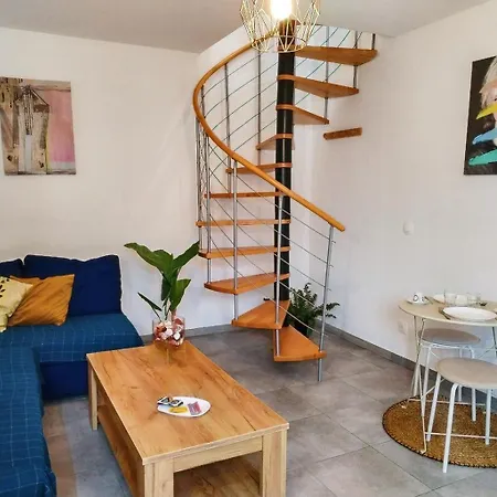 Апартаменты Sibiti, 2 Pieces A 20 Minutes De Paris Ле-Блан-Мениль